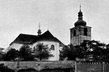 Pohled od jihovýchodu na počátku 20. století (© Zdeněk Wirth: Soupis památek historických a uměleckých v Království Českém, sv. 23 Politický okres chotěbořský, Archaelogická komise při České akademii císaře Františka Josefa pro vědy, slovesnost a umění, Praha 1906)