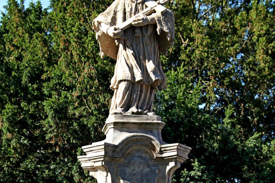 socha sv. Jana Nepomuckého
