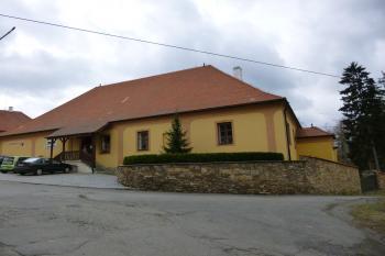 zámek Zbraslavice (© Vlastislav Mareček, 03/2016)