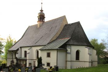 Kostel Povýšení svatého kříže na hřbitově v Morvské Třebové ( © Pavel Vítek 05/2016)