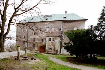 Hrad Houska (© 2002 Vlky, Jiří Čížek)