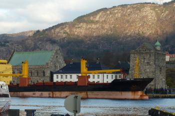 Bergenhus (© Pavel Semple, 11/2011)