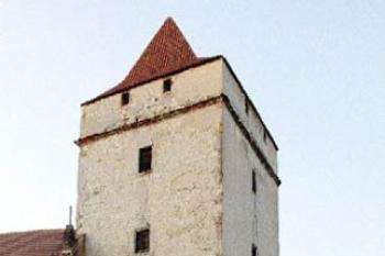 Věž tvrze (© 2002 Vlky, Jiří Čížek)