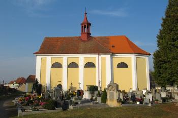 kostel od jihu (© Rodochrozit, 11/2011)