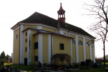 kostel od SZ (© Rodo chrozit, 11/2011)