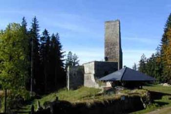 Hrad Orlík nad Humpolcem (2002 © Luděk Frencl)