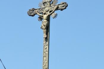 detail horní části kříže ( © Jan P. Štěpánek 04/2009)