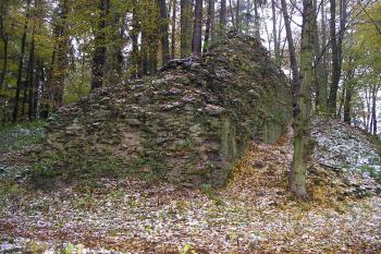 Zřícenina hradu Radkov (© Vlastislav Mareček, 11/2009)