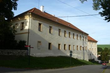  ( © Milan Caha 09/2011)