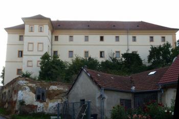  (© Milan Caha 09/2011)