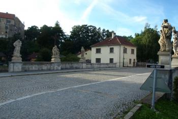  ( © Milan Caha 09/2011)
