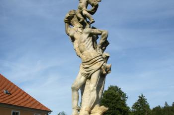  ( © Milan Caha 09/2011)