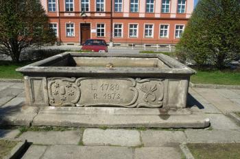  ( © Milan Caha 04/2012)