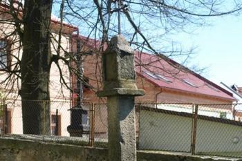  (© Milan Caha 04/2012)