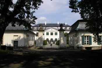 pohled do nádvoří (© de ardoise 05/2005)