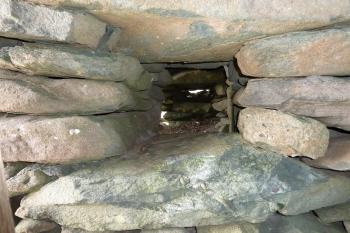 Dún Beag  (© Pavel Semple, 04/2011)