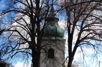 kostel od západu (© Rodochrozit, 02/2013)