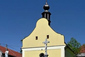 průčelí kaple (© Jan P. Štěpánek 09/2012)