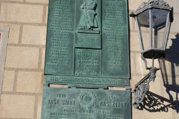  (© Pavel Semple 12/2025)