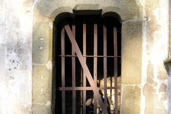 portál schodišťové věže (© de ardoise 05/2005)