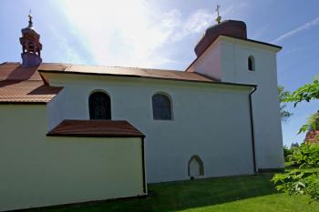 severní průčelí (© Pavel Zany Komárek 17. 5. 2009)