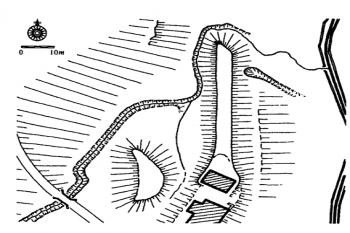 skica tvrziště podle krokování, stav r. 1987 (© L. Svoboda (in kol.: Encyklopedie českých tvrzí, II. díl [K-R], ARGO, Praha 2000))