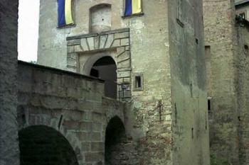  (© 2002 Petr Kocháň)