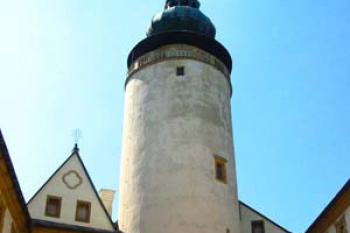 Lemberk - bergfrit (2003 ©Puffin Puffin)