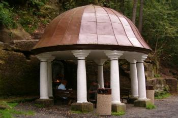 Lemberk - Zdislavina studánka (© Hynek Slezák, 08/2008)