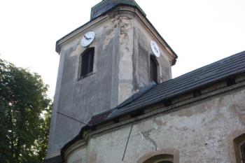 Věž od východu ( © Ivan Grisa 09/2010)