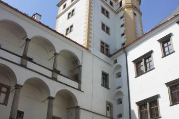  (© Karel Husák, 05/2010)