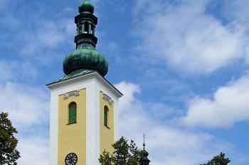 Kostel po rekonstrukci (© OÚ Nový Malín 07/2013)