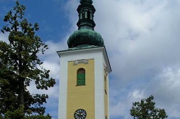 Kostel po rekonstrukci (© OÚ Nový Malín 07/2013)