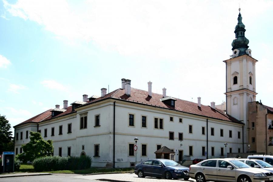 klášter františkánů s kostelem Zvěstování Panny Marie