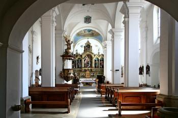 interiér klášterního kostela, pohled od západu (© Pavel Zany Komárek 25. 8. 2009)