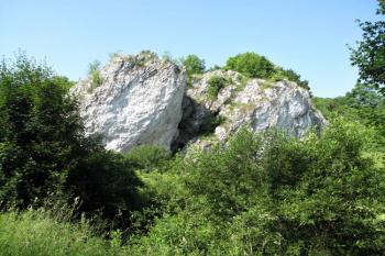skalní masív Kolíbky -  tzv. Hrad (© Jan P. Štěpánek 06/2013)