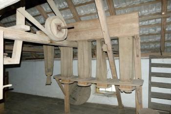 nejvyšší podkrovní část mlýnské technologie ( © Jan P. Štěpánek 06/2013)