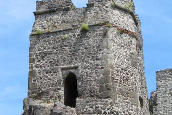 horní hrad (© Rodochrozit, 07/2013)