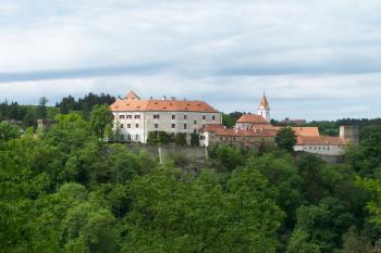 Bítov (© Michal Brůža, 05/2006)