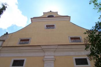 Štít sýpky (© Ivo Rozehnal, 07/2013)