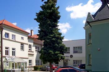Stará poliklinika (někdejší chudobinec) (© Ivo Rozehnal, 07/2013)