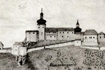 hrad od severovýchodu před zničujícím požárem r. 1812 (© reprofoto: Slámka, Miroslav (ed.): Krajina hradov: slovenské hrady na starých pohľadniciach, IGES, Pezinok 2010)