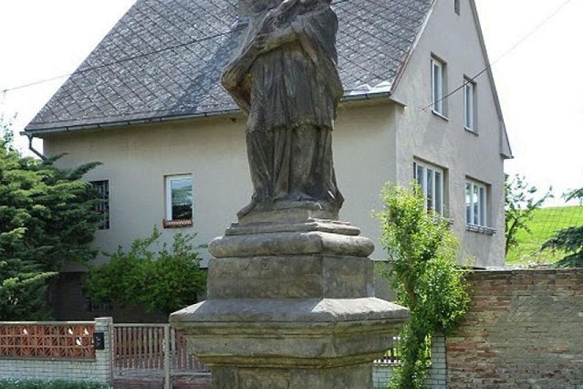 socha sv. Jana Nepomuckého
