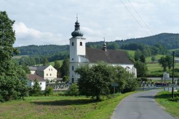 kostel sv. Vavřince (© František Kinař, 08/2014)