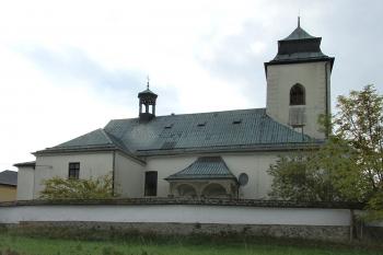 Kostel sv. Martina v Měrotíně západně od Litovle. (© Pavel Vítek  109/2022)