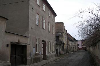 Ulice Josefa Hory - pohled k severu (© Ivan Grisa, 12/2004)