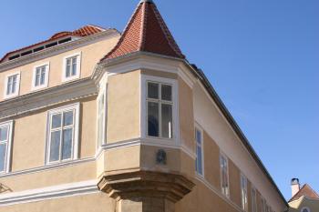 Opravený Hošťálkův dům ( © Iva Spurná 24.2.2008)
