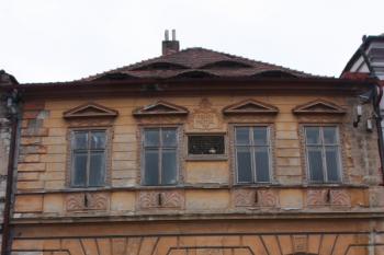 Dům na západní straně náměstí Svobody ( © Ivan Grisa 04/2010)