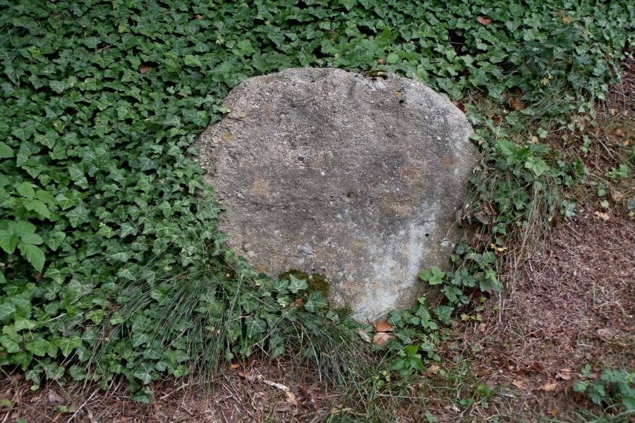 křížový kámen