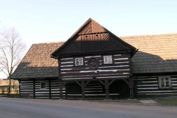 Rodný dům Hanky (© Hana Kubikova 06/2005)